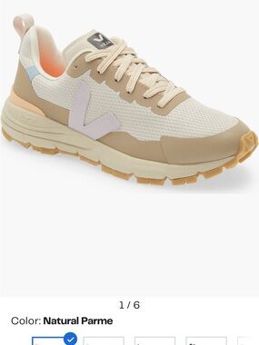Veja Dekkan Alveomesh Sneaker Natural Parme Lightweight Runner in Beige & Parme